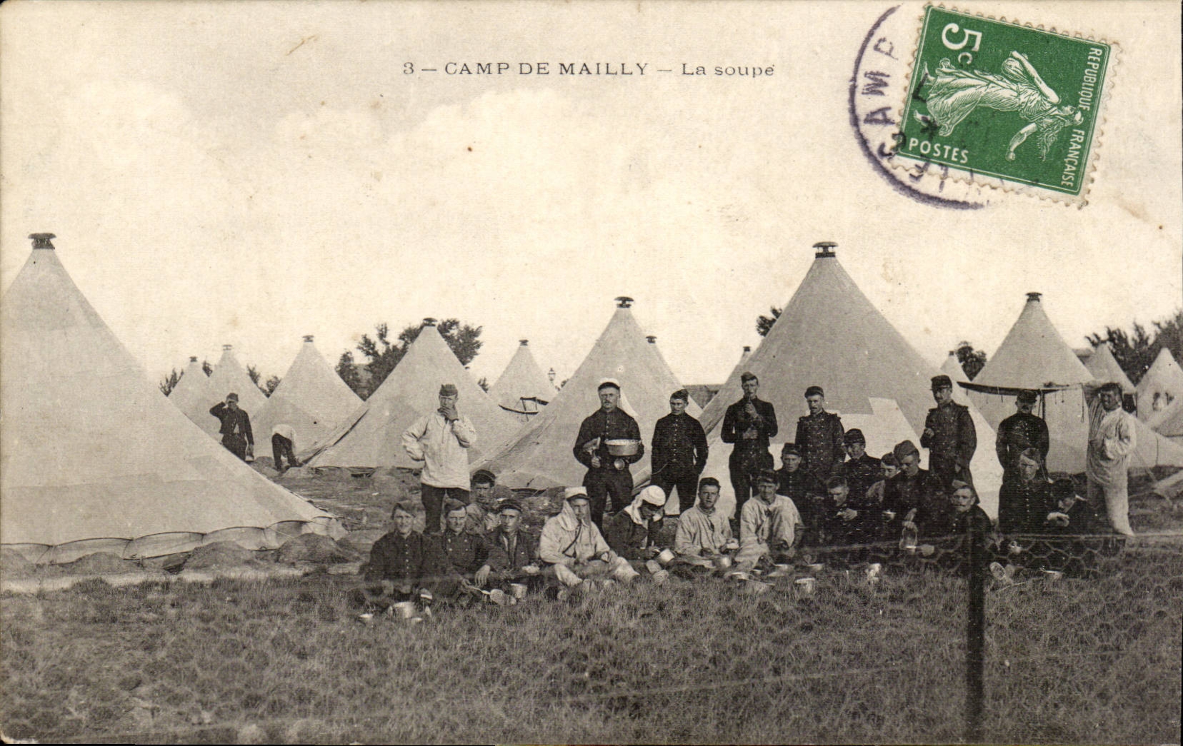 CPA Militaria Camp of Mailly soup