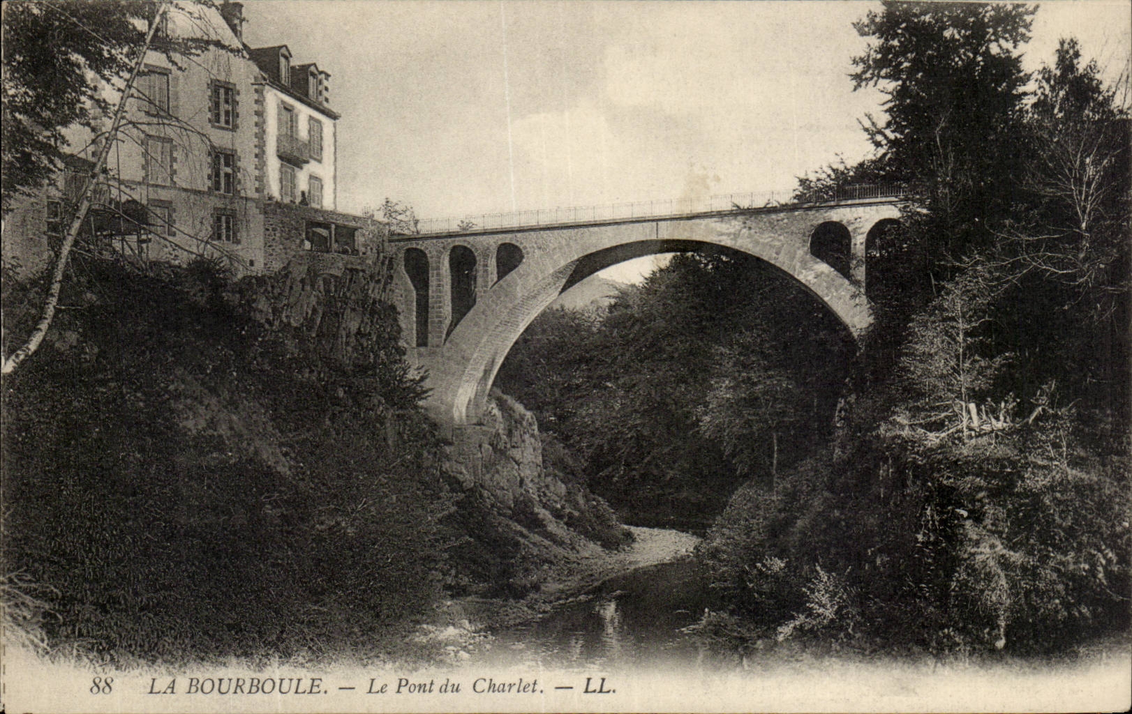 CPA Bourboule the bridge of Charlet