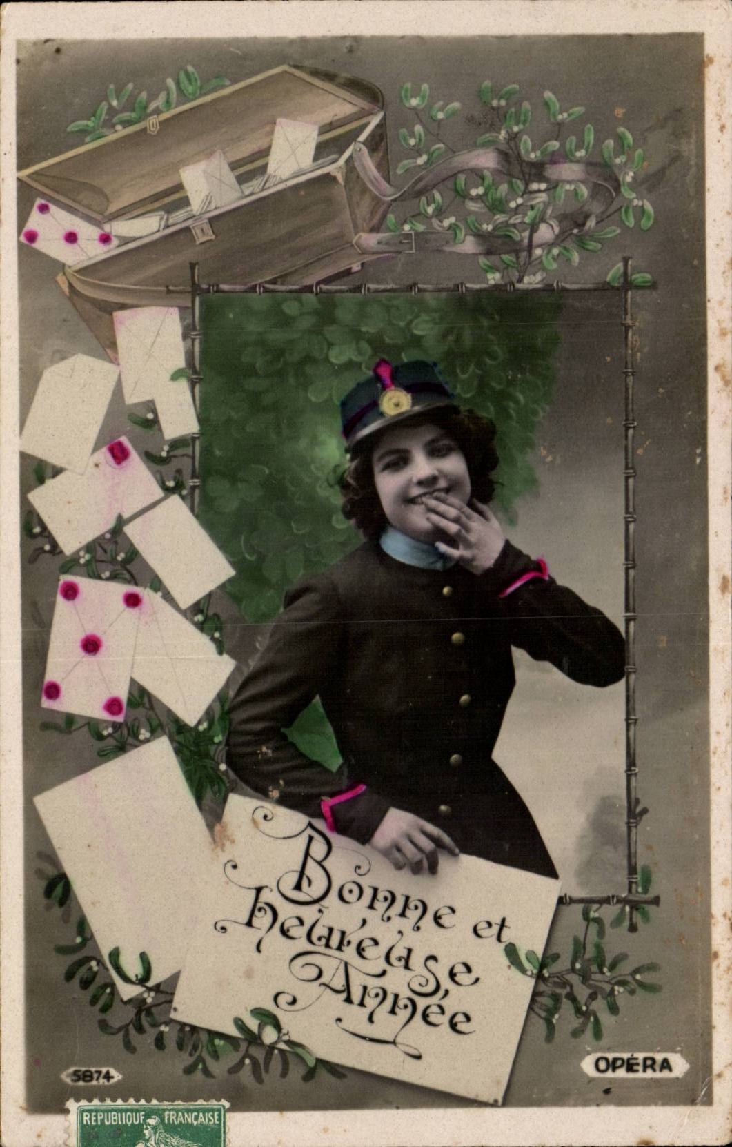 Fantaisie -La factrice - Bonne et Heureuse Annee - boite a lettre - smiling letter carrier la poste - CPA