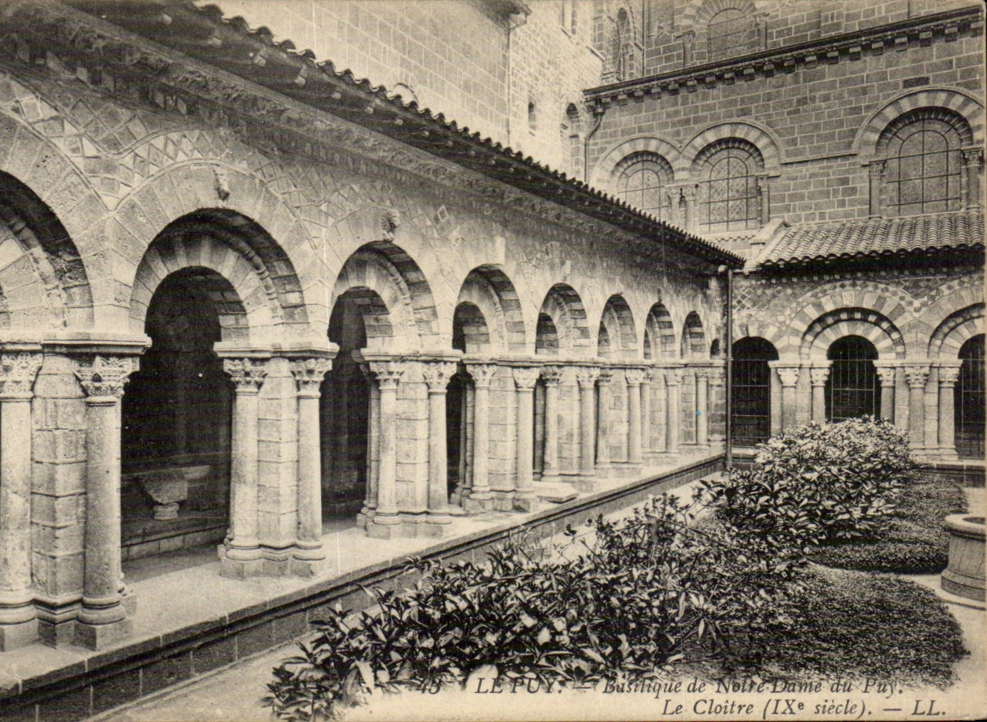 Le Puy CPA Basilique de notre Dame du Puy 