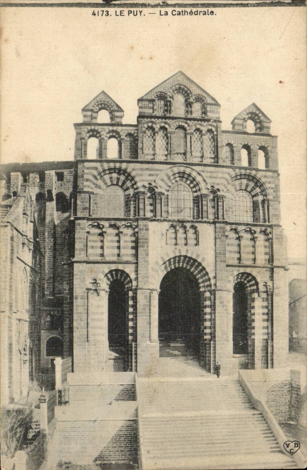 Le Puy CPA La cathedrale