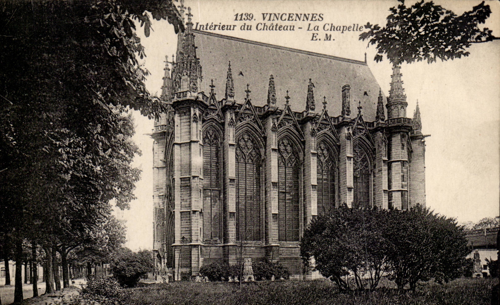 Interior Vincennes CPA of the castle the vault