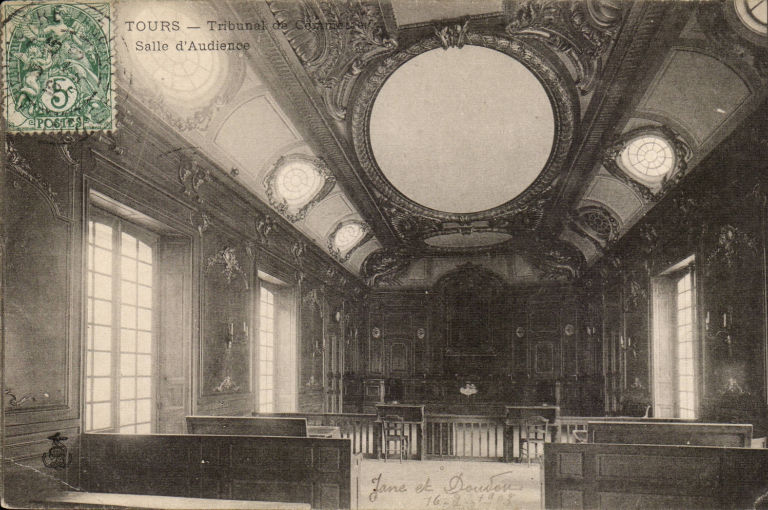 Tours CPA TRibunal de commerce SAlle d'audience (loi)