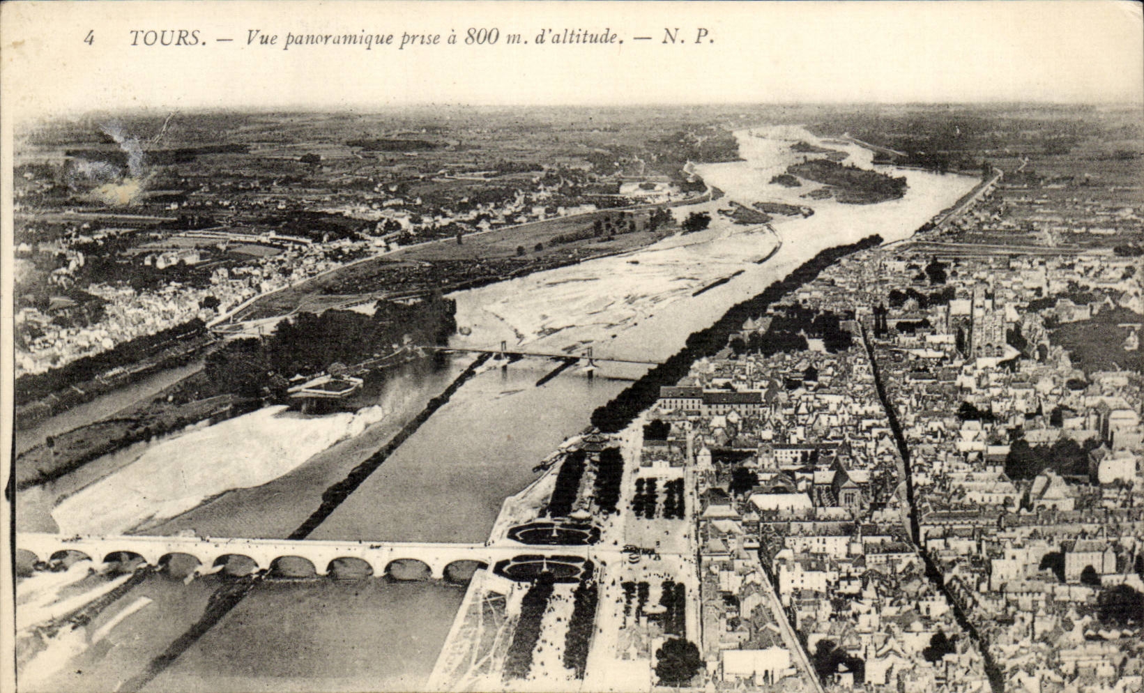 Tours CPA Vue panoramique prise a 800m d'altitude