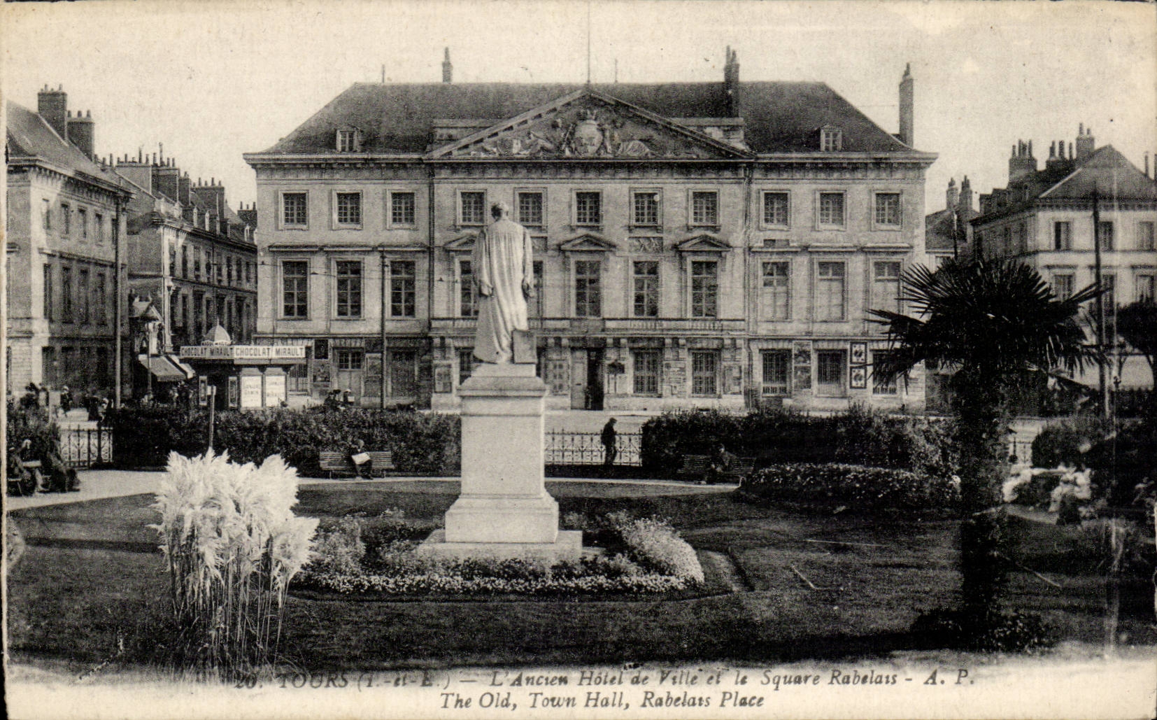 Tours CPA Ancien hotel de ville et le square Rabelais