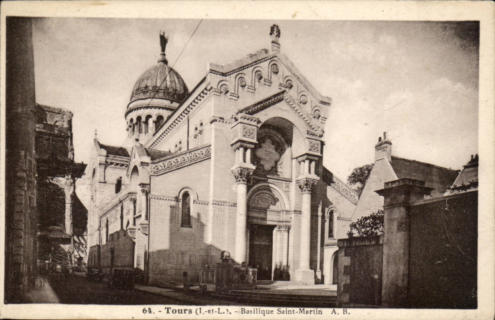 CPA Tours Basilique Saint Martin