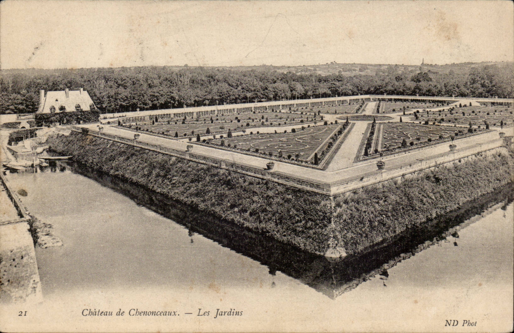 Chenonceaux - Le Chateau - Les Jardins - CPA