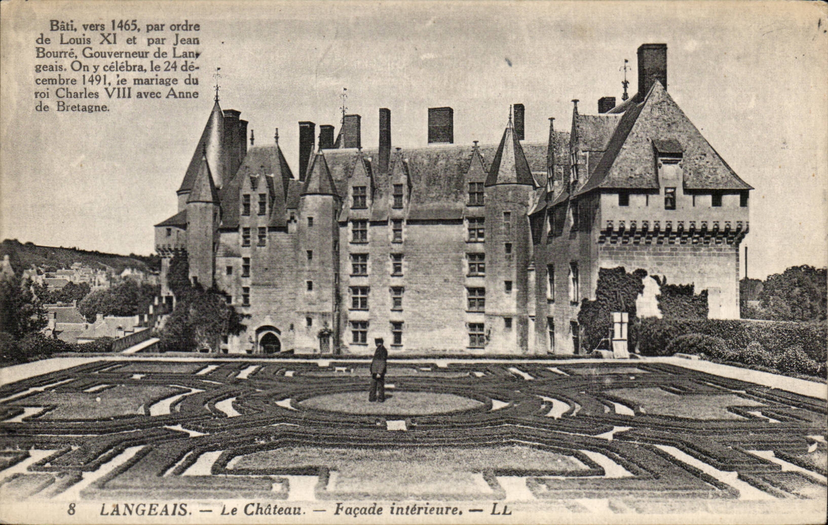 Langeais - Le Chateau - Facade Interieure - CPA