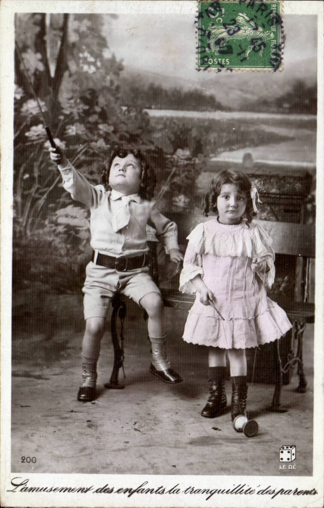 CPA Phantasie-Kinderholung der Kinder der Frieden der Eltern