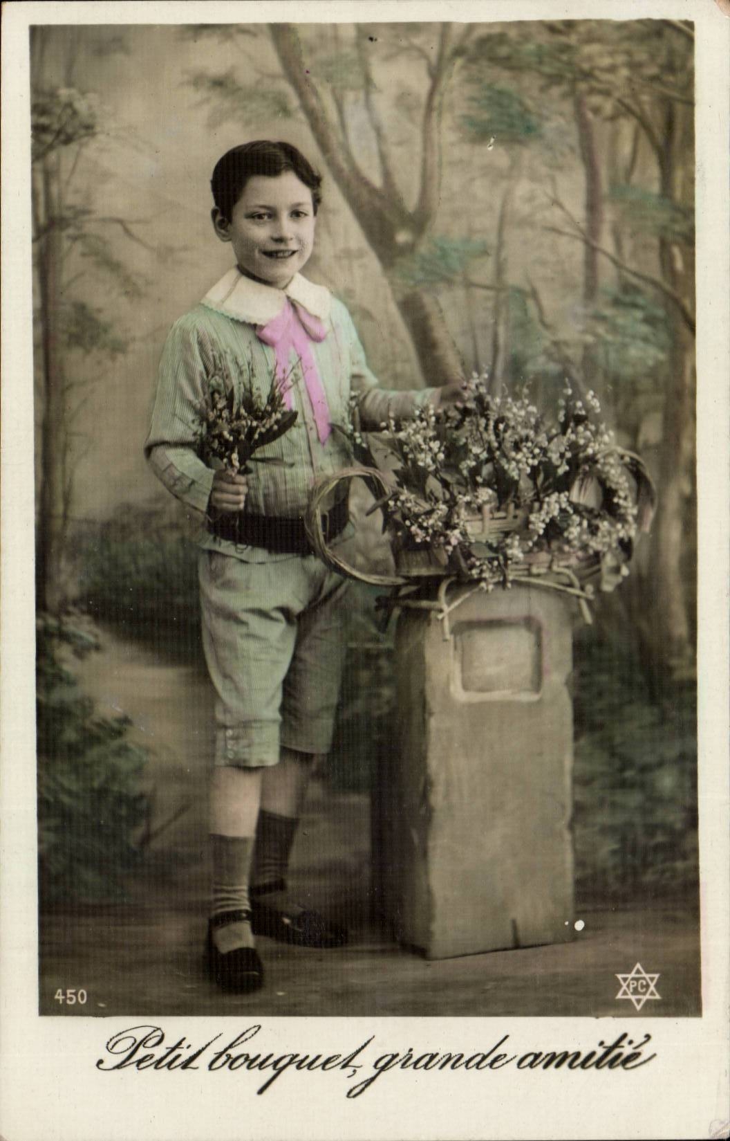 Grosse Freundschaft des kleinen Blumenstrausses des CPA Phantasie-Kind-Jungen