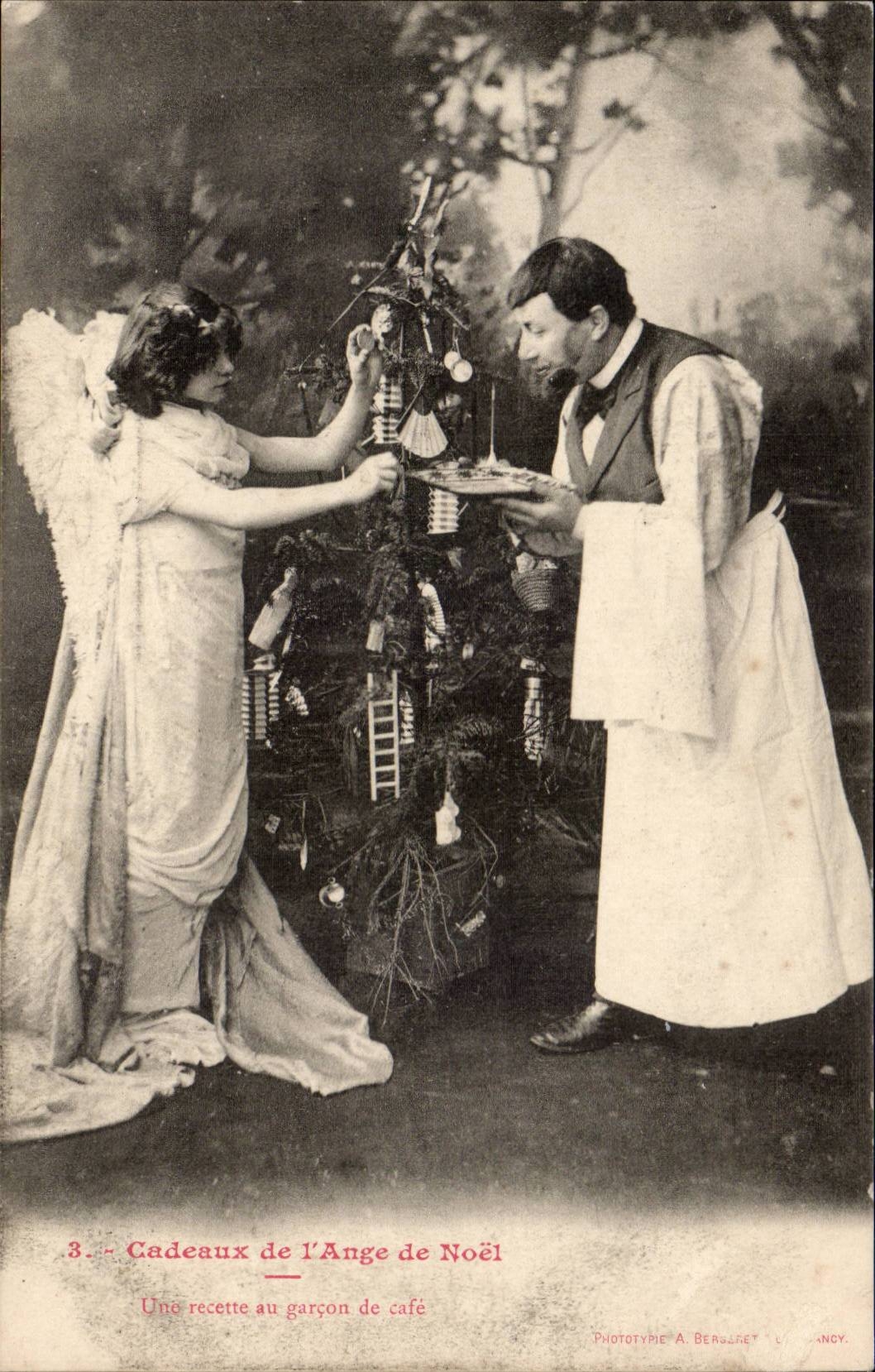 CPA Fantasy Gifts of the angel of Christmas a receipt to the coffee boy