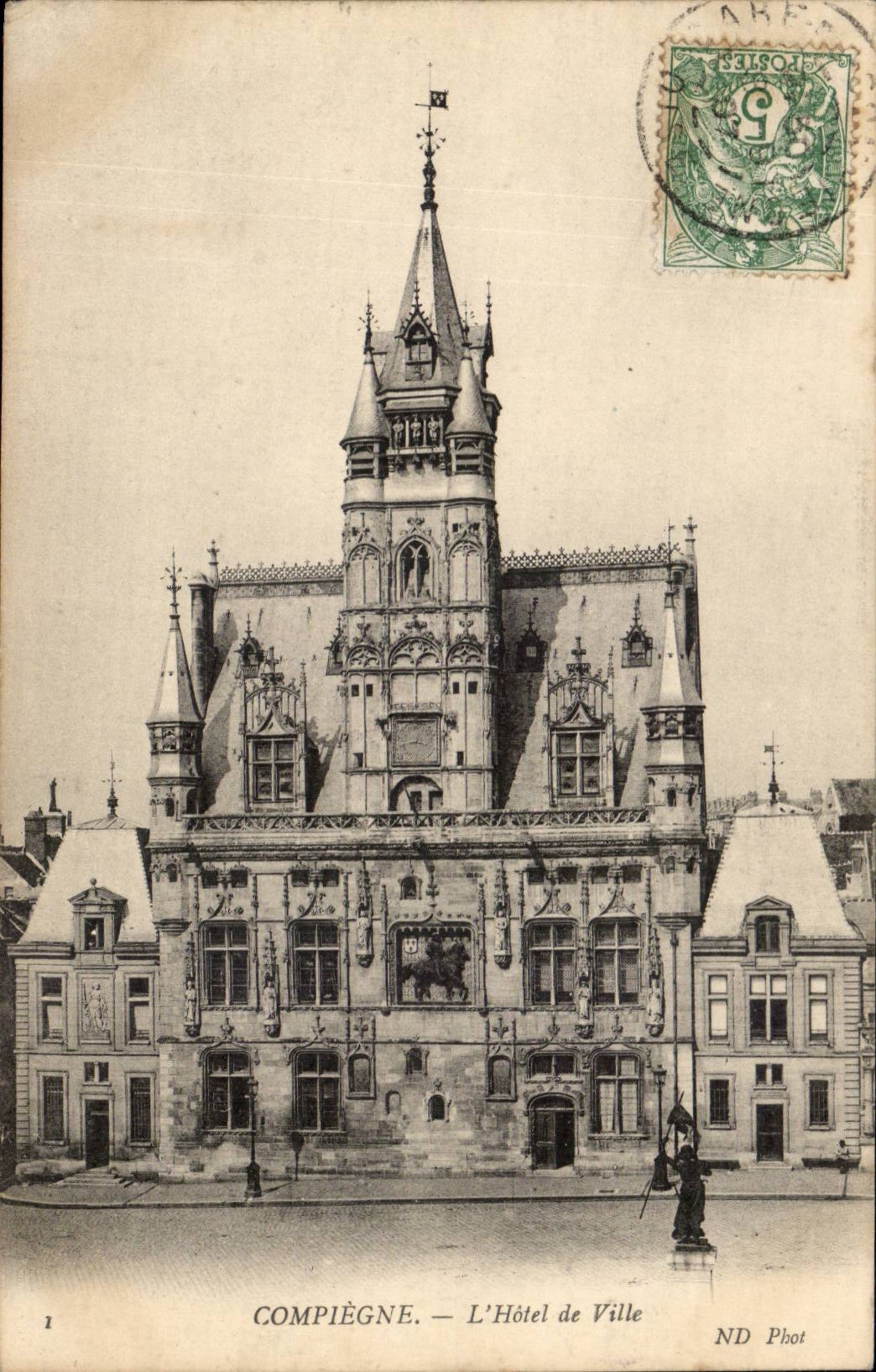 Compiegne CPA Rathaus