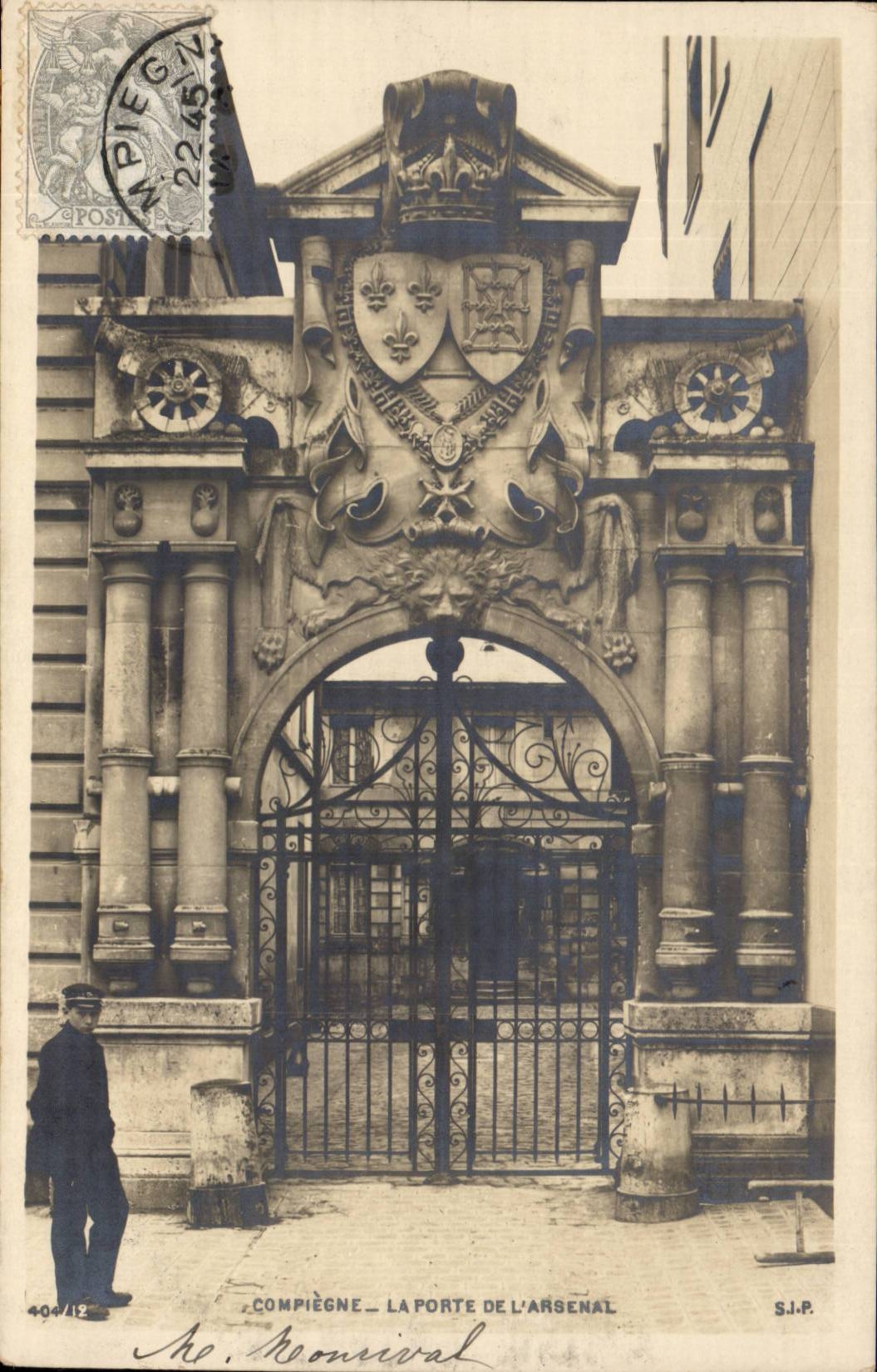 Compiegne CPA die Tur des Arsenals