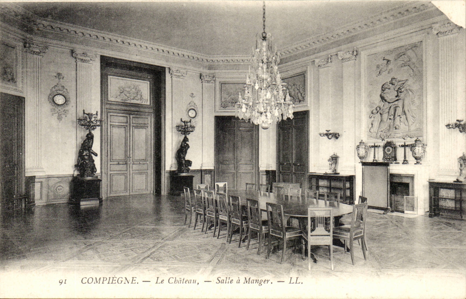 Compiegne CPA das Esszimmer des Schlosses