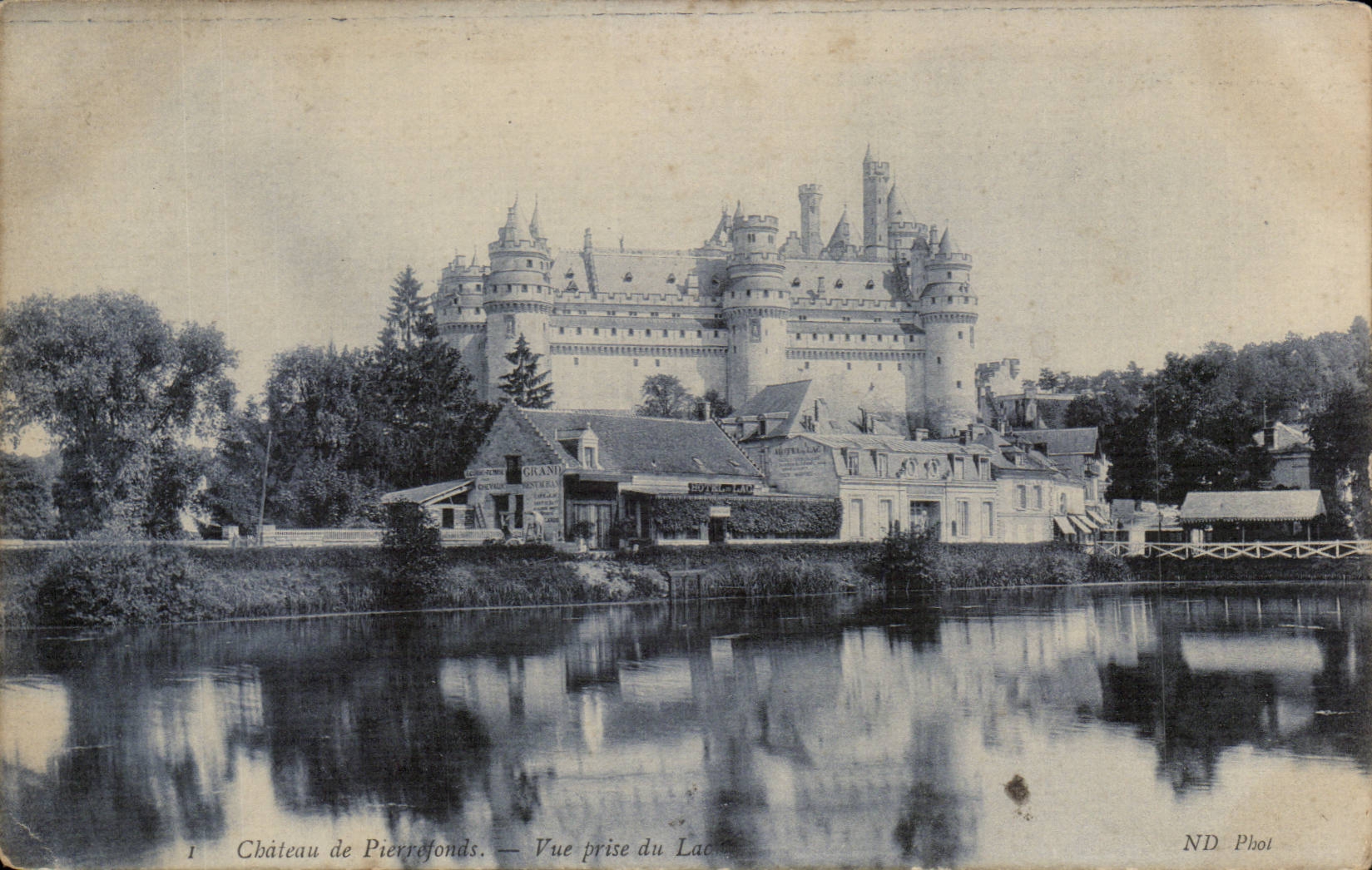 Pierrefonds cPA Schloss