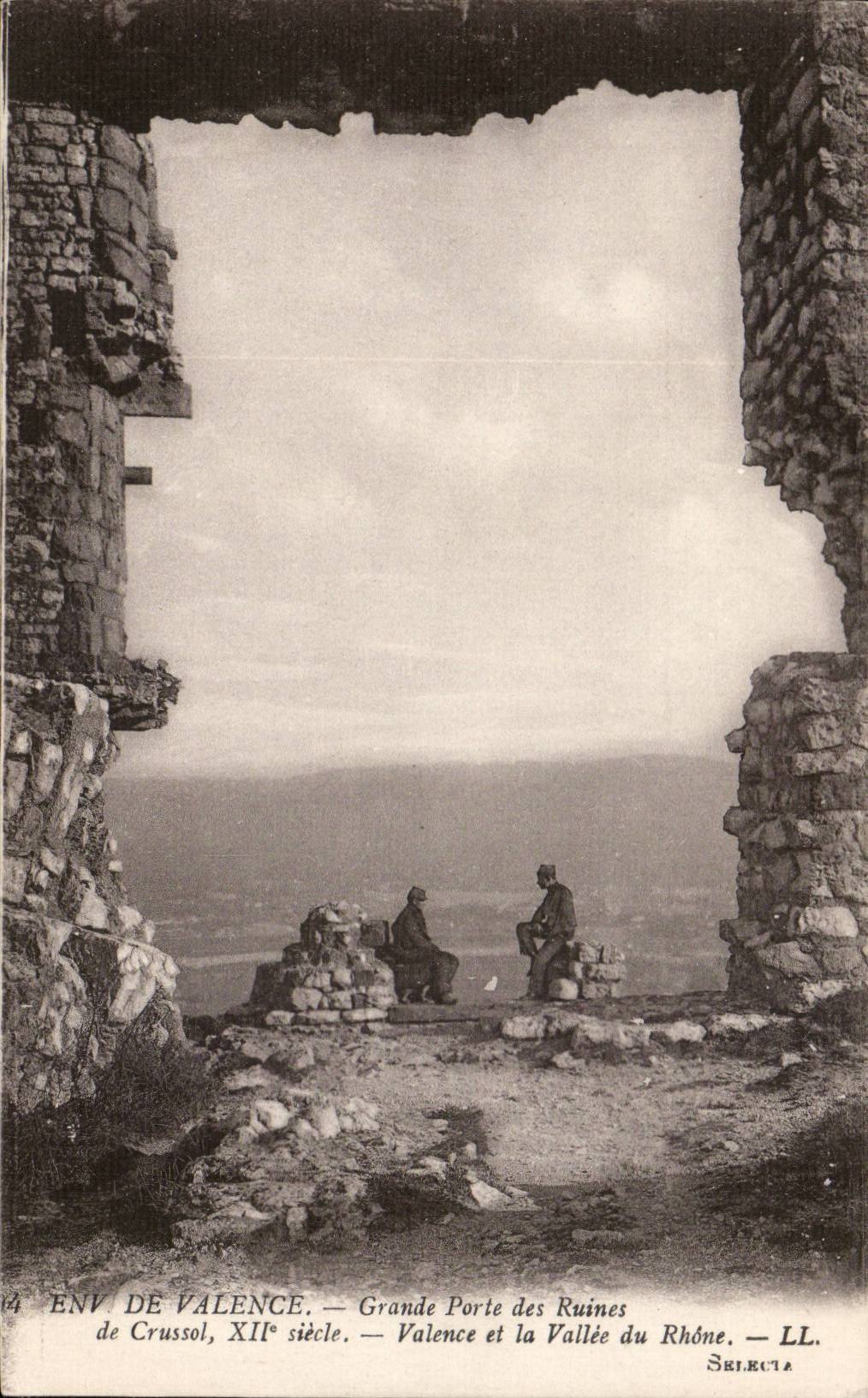 Surroundings of Valence CPA Grand carry ruins of CRussol Valence and valley of the Rhone