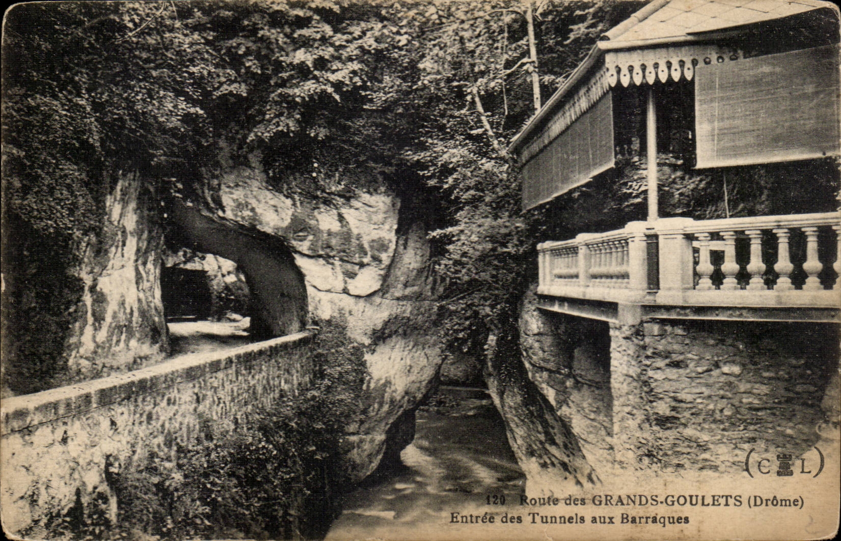 Route des Grands narrow parts CPA Entering of the tunnels to the barraques ones