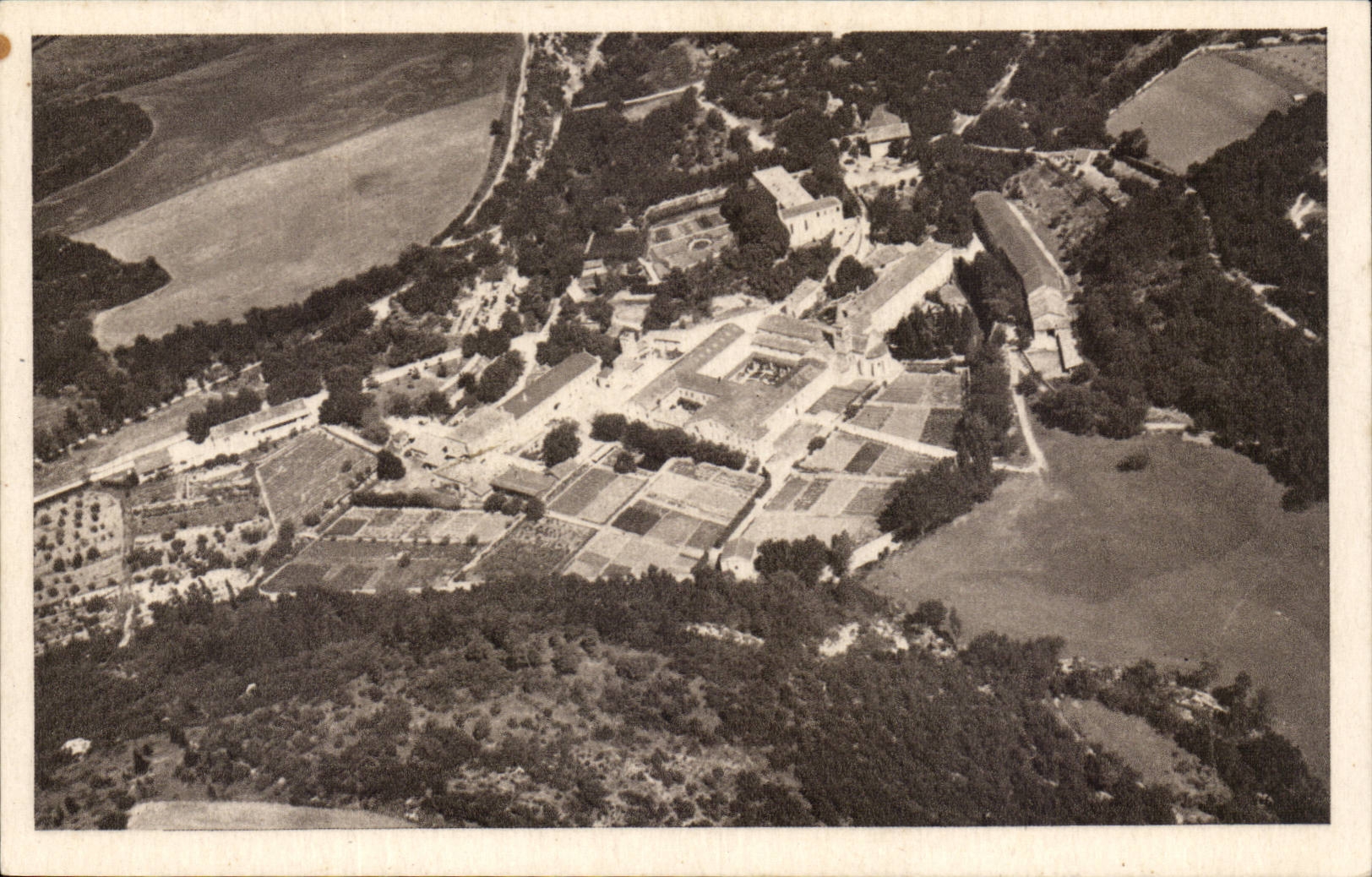 CPA Seen air of Notre Dame d' Aiguebelle