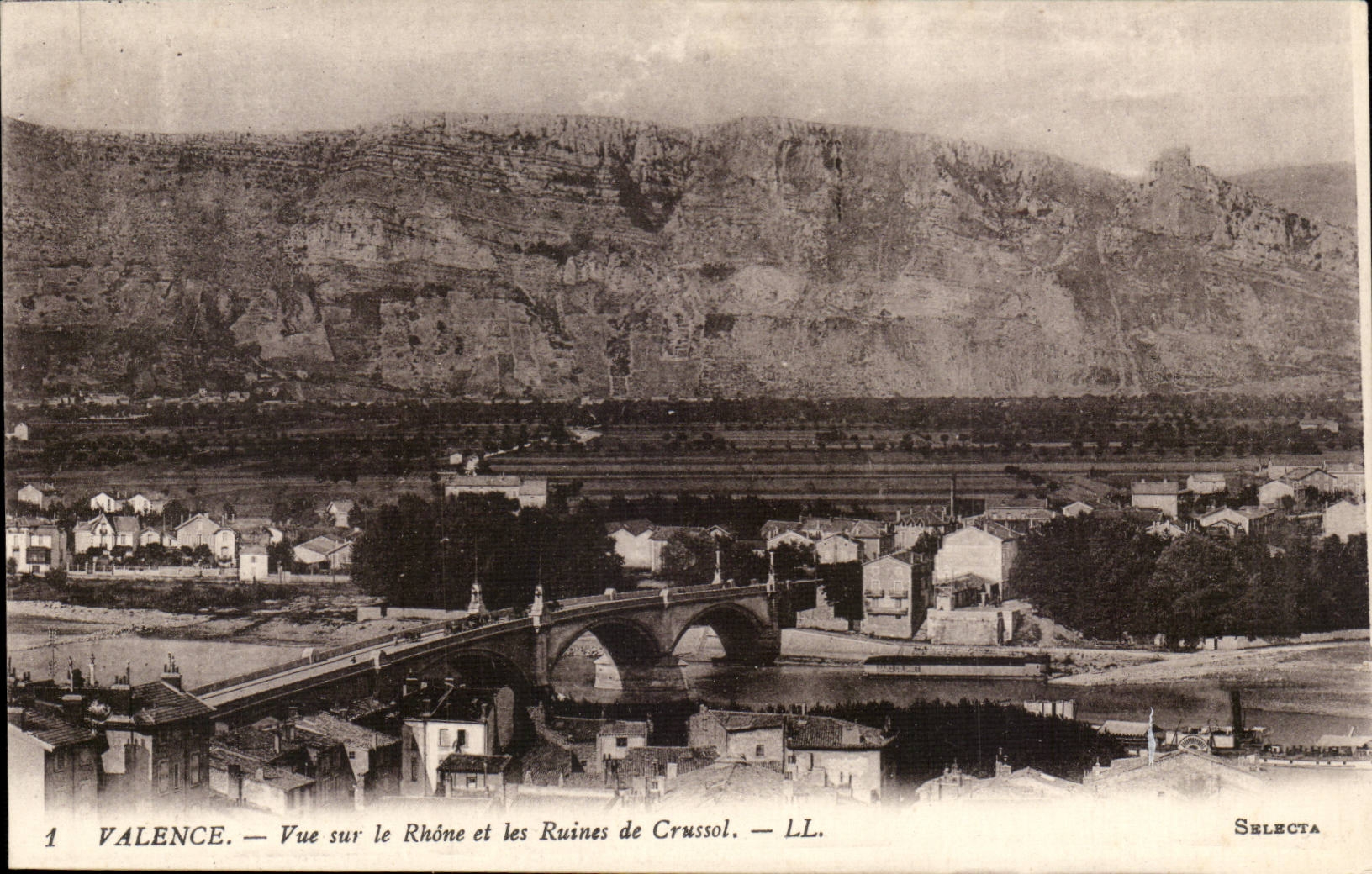 Wertigkeit CPA gesehen auf die Rhône und die Ruinen von CRussol