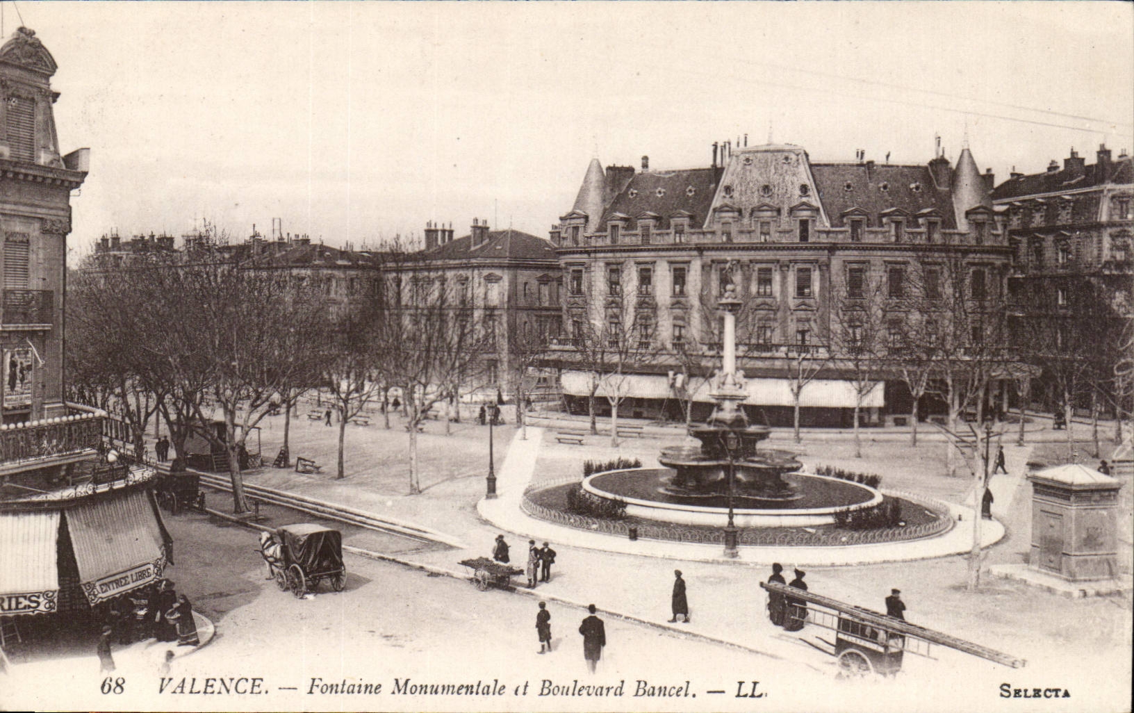 Valence CPA monumental Fountain and Bancel boulevard