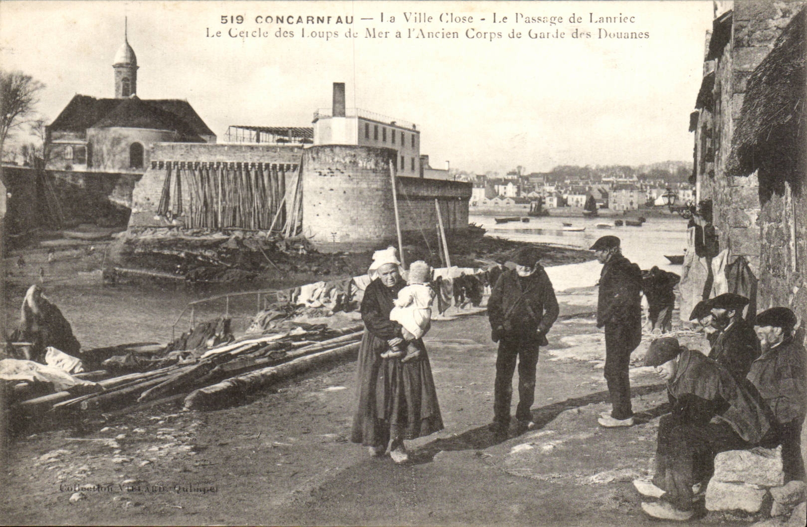Concarneau CPA the closed city the passage of Lanriec the circle of the old seamen to the old body of guard of the customs