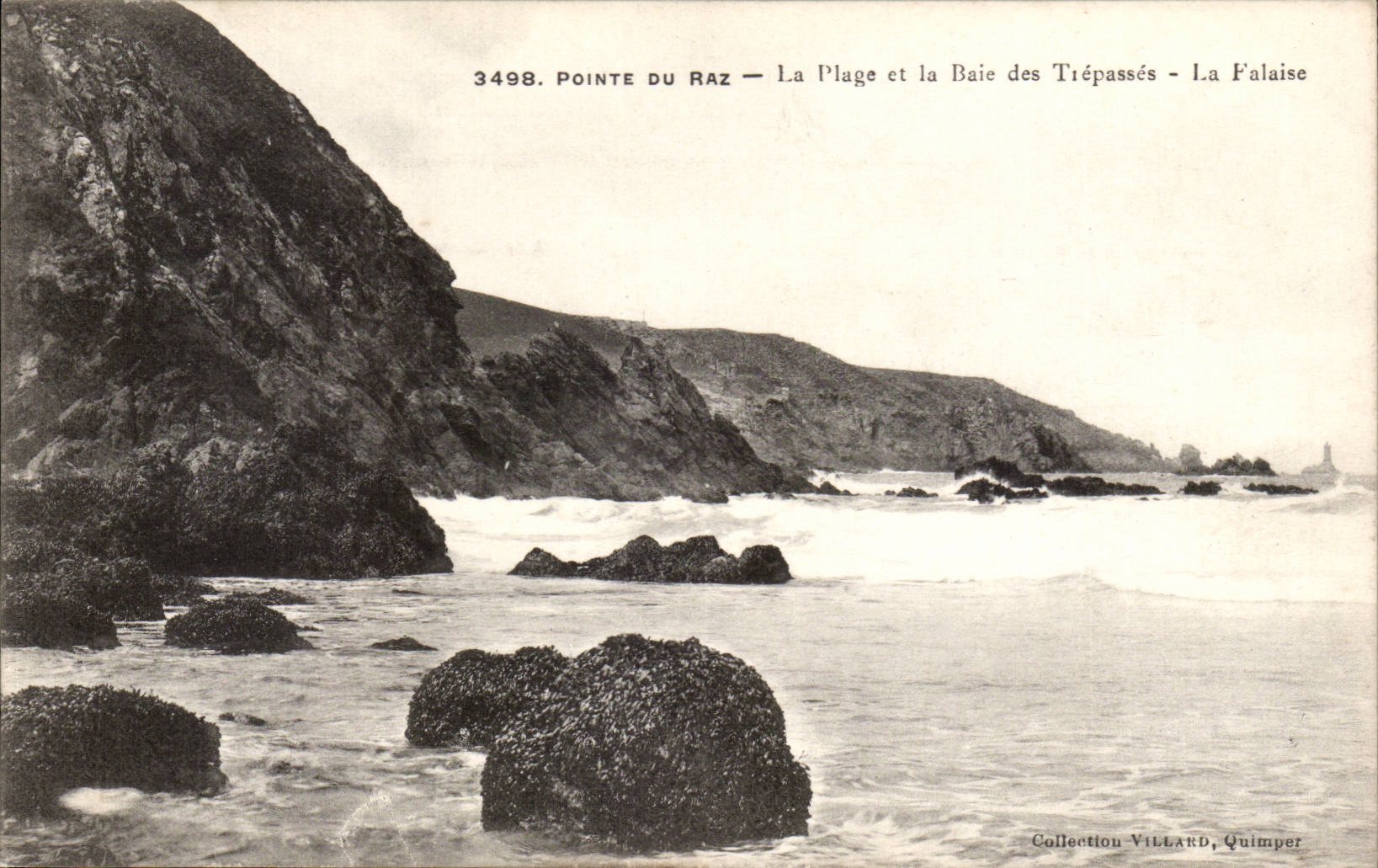 La Pointe du Raz CPA La plage et la baie des trepasses La falaise
