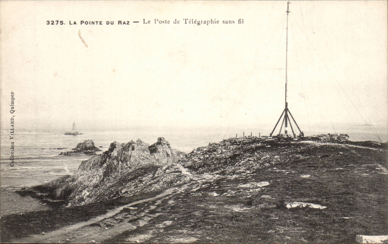 La Pointe du Raz CPA Le poste de Telegraphie sans fil