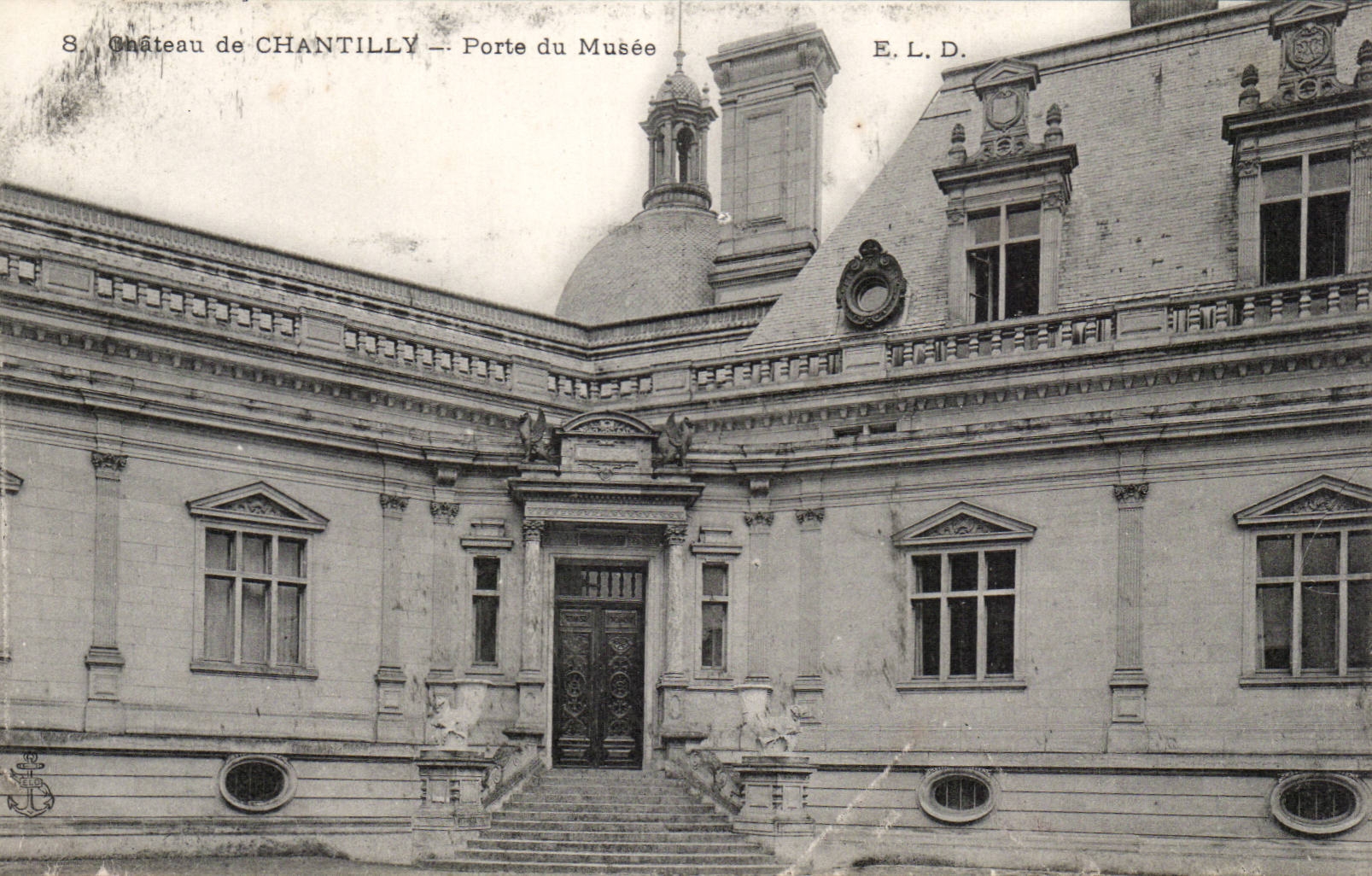 Castle of Chantilly CPA carries museum