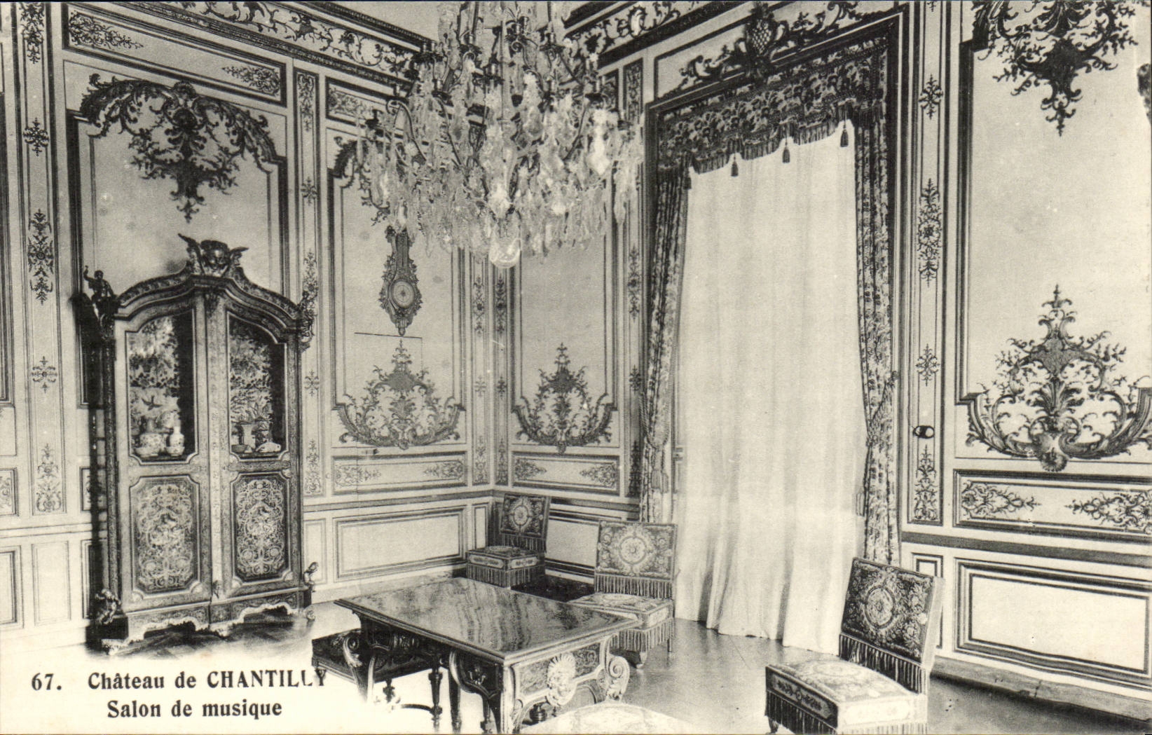CPA Castle of Chantilly Living room of music