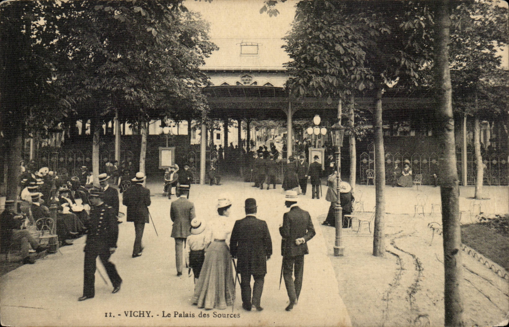 Vichy - Le Palais des Sources - CPA 