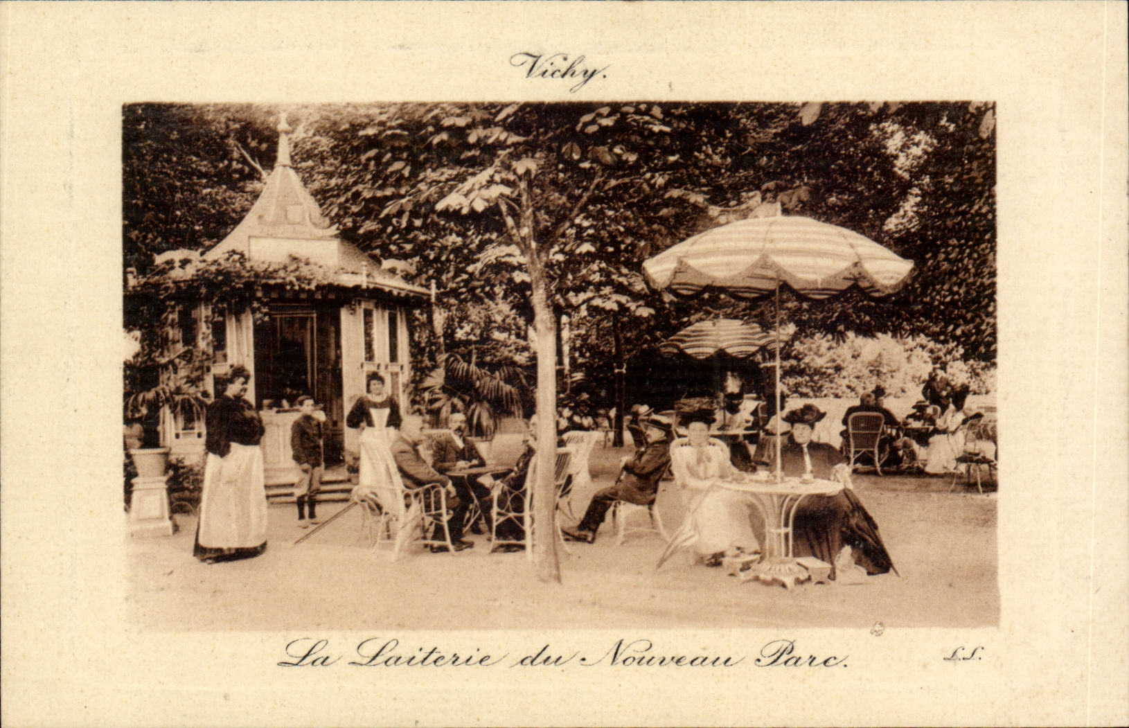 Vichy - Le Laiterie du Nouveau Parc - CPA 