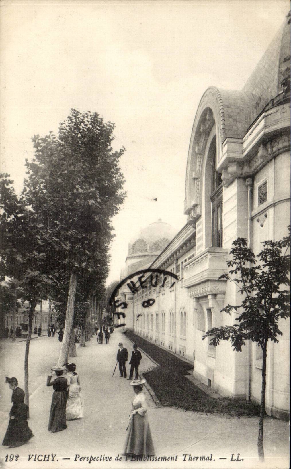 Vichy - Perspective de l'Etablissement Thermal - CPA 