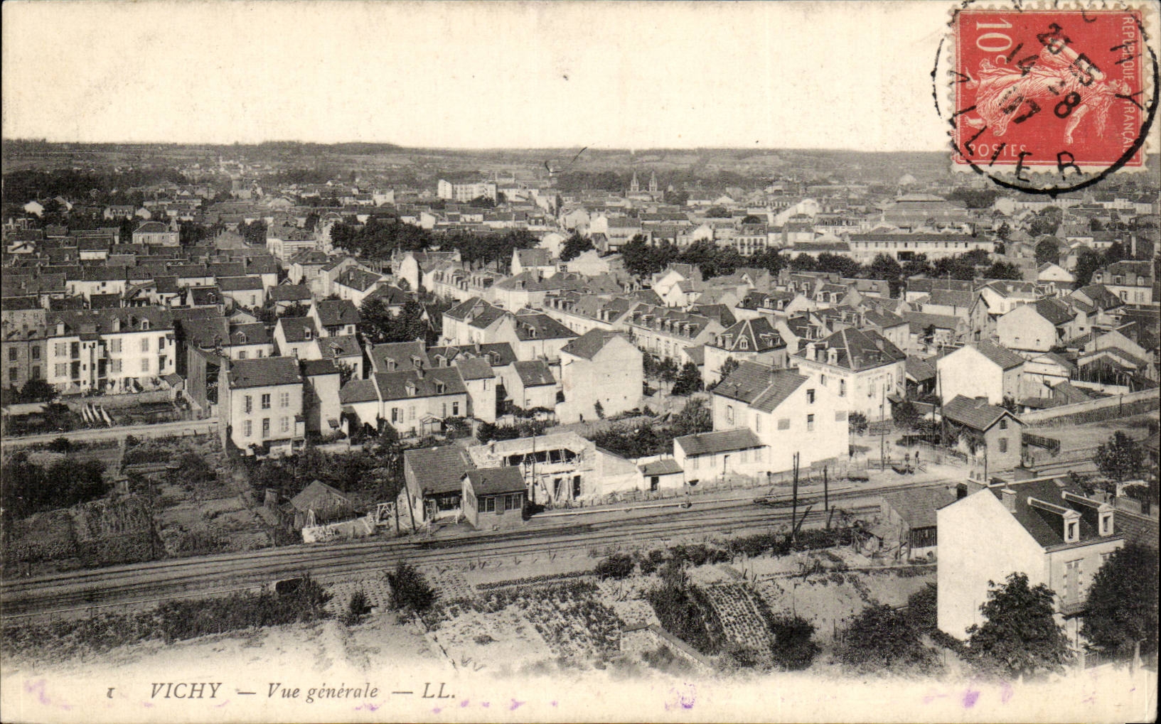 Vichy - Vue Generale - CPA 