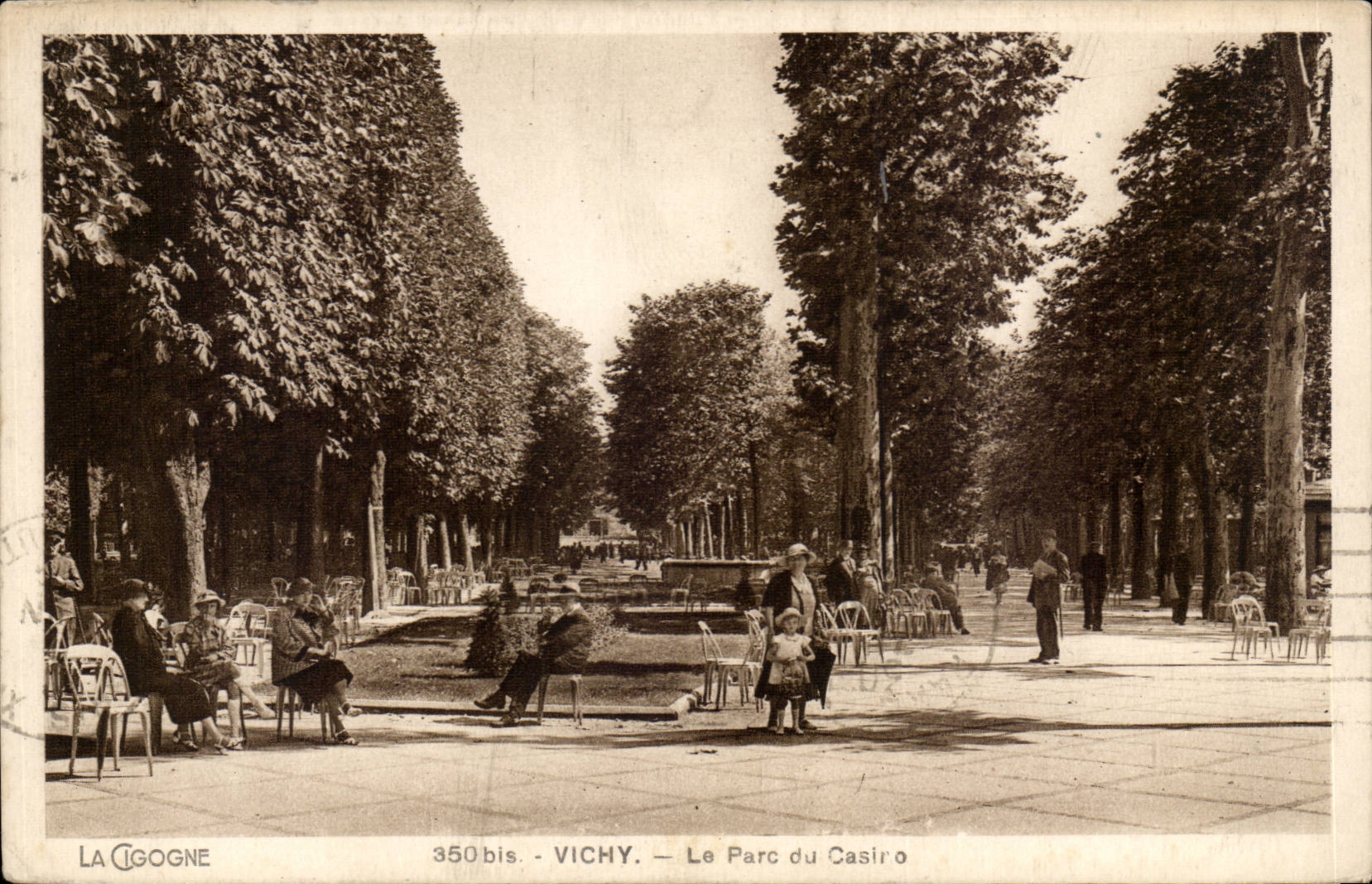 Vichy - Le parc du casino - CPA 