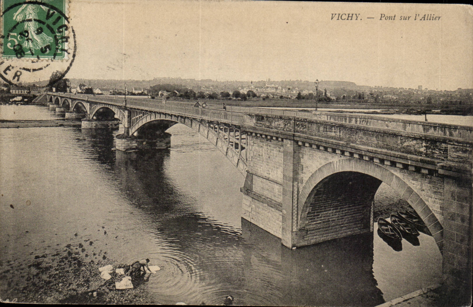 Vichy - Pont sur l'Allier - CPA 