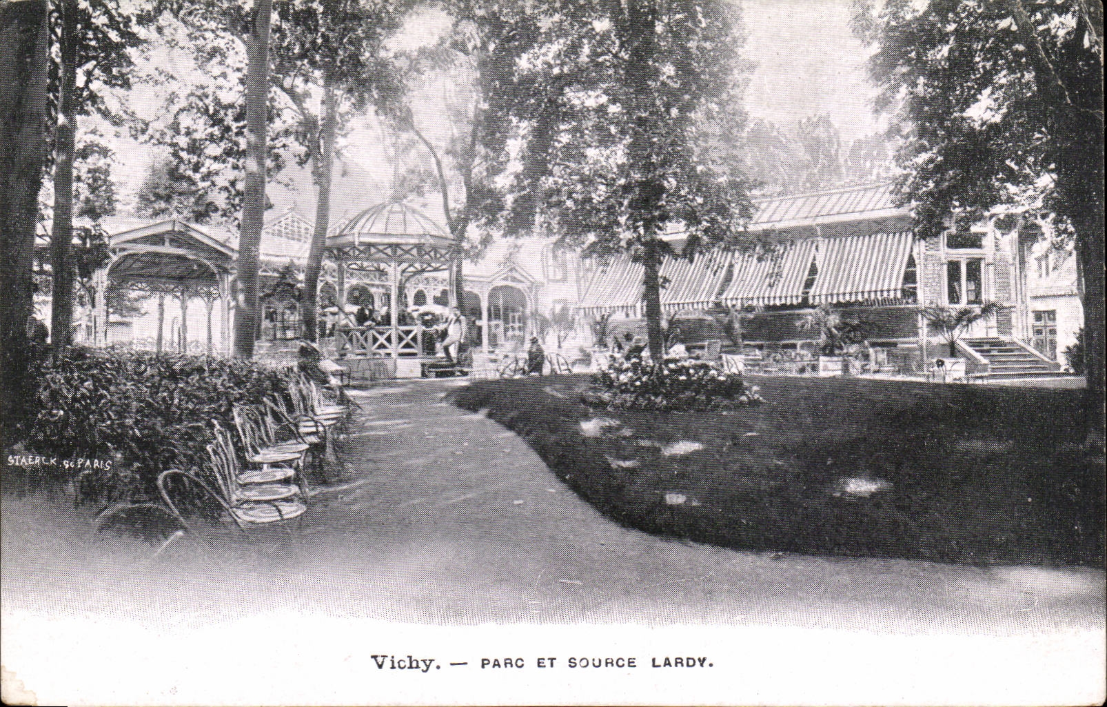 Vichy - Parc et Source Lardy - CPA 