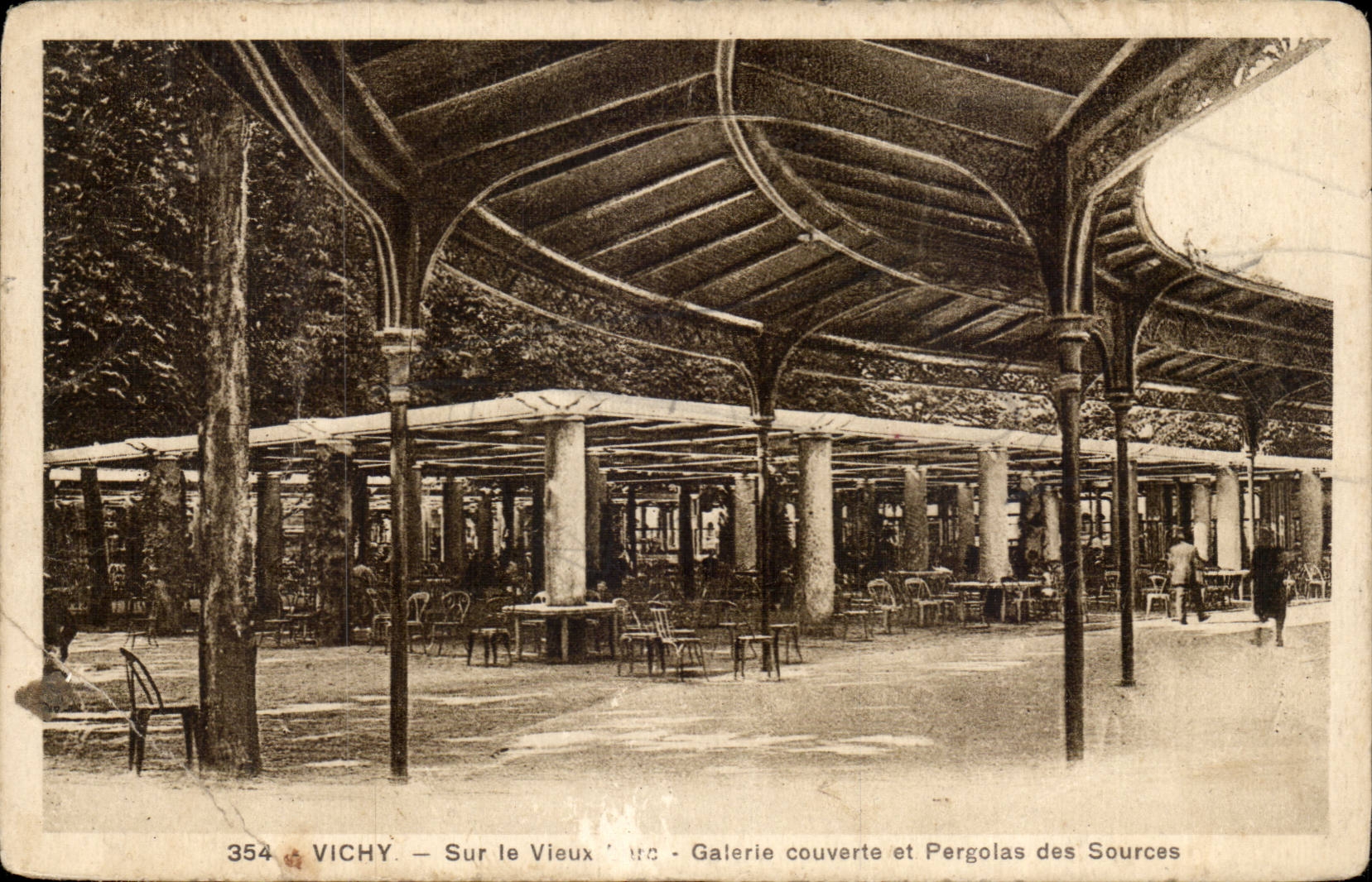 Vichy - Galerie couverts et Pergolas des Sources - CPA