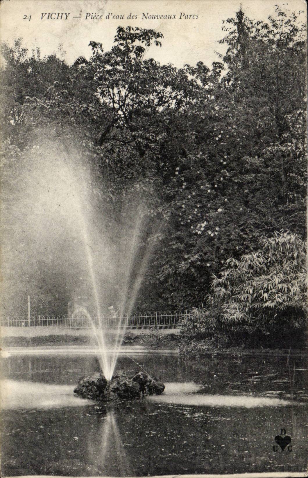 Vichy - Piece d'eau des Nouveaux Parc - CPA 