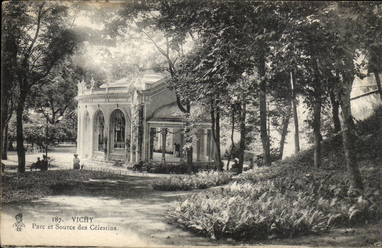 Vichy - Parc et Source des Celestins - CPA 