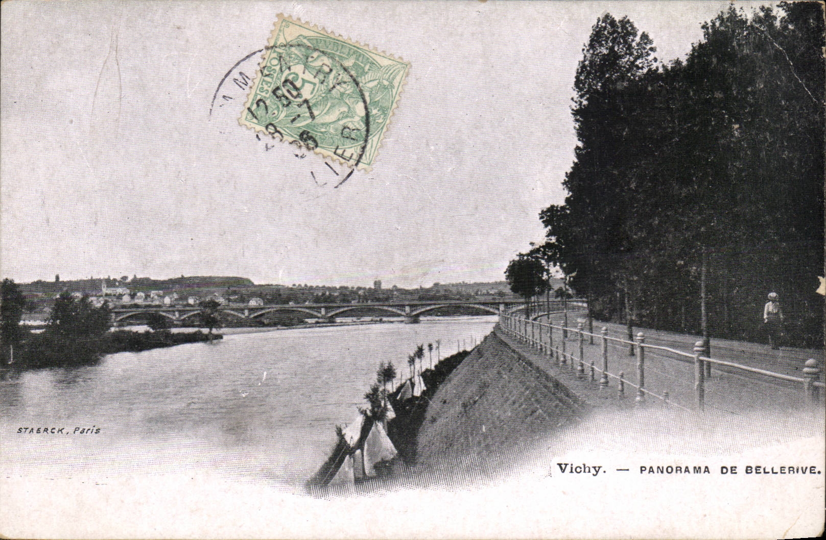 Vichy - Panorama de Bellerive - CPA 