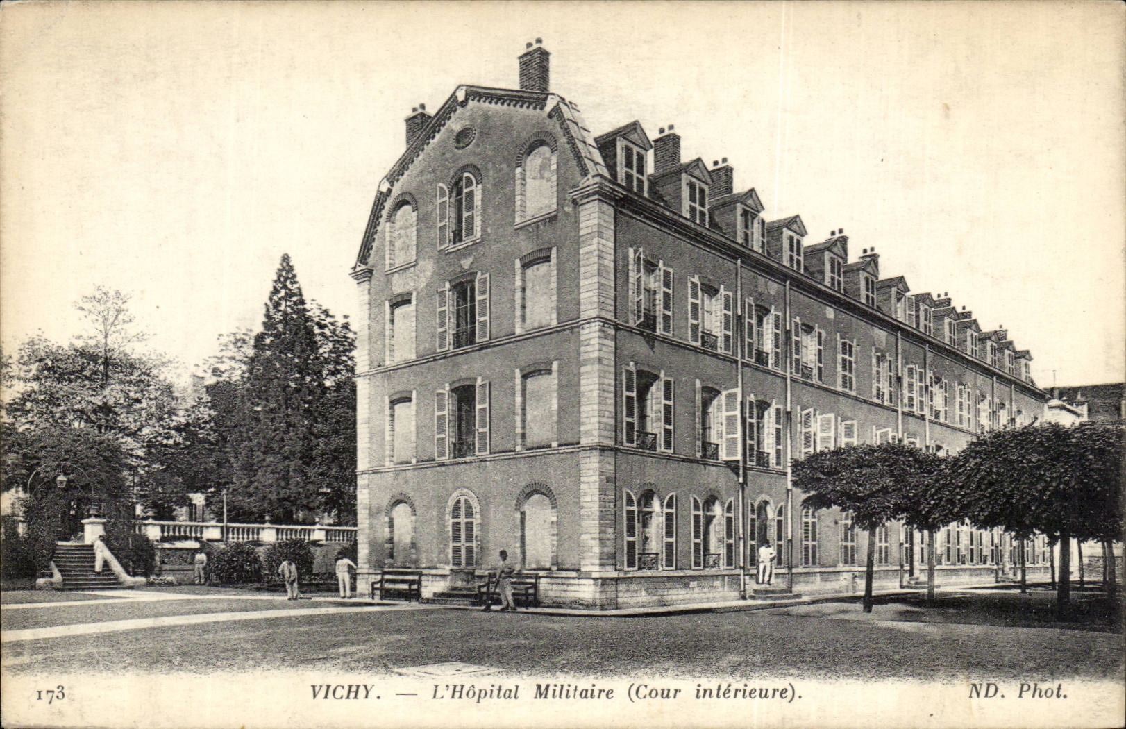 Vichy - L' Hopital Militaire - CPA 