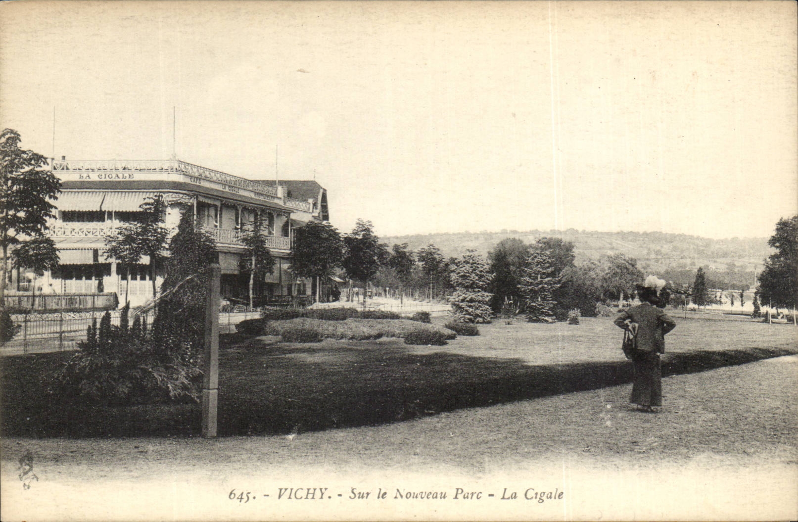 Vichy - Sur le Nouveau Parc - Le Cigale - CPA 