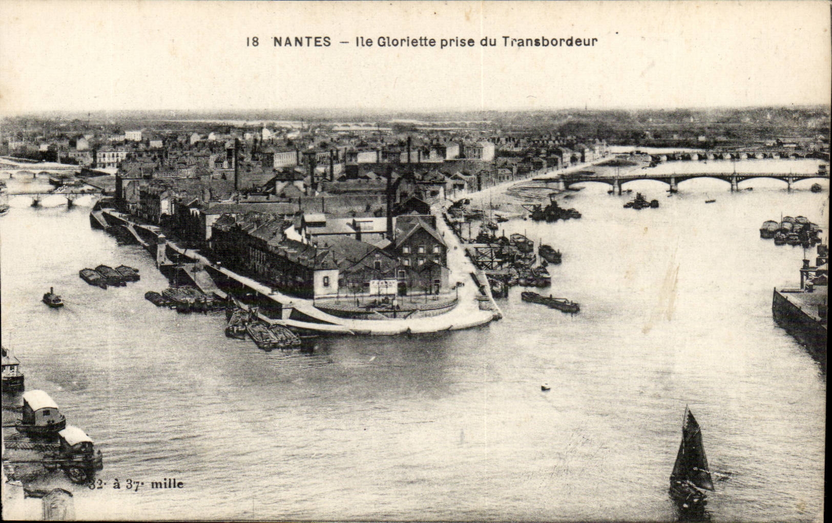 Nantes - Island Gloriette taken of the Transporter - CPA