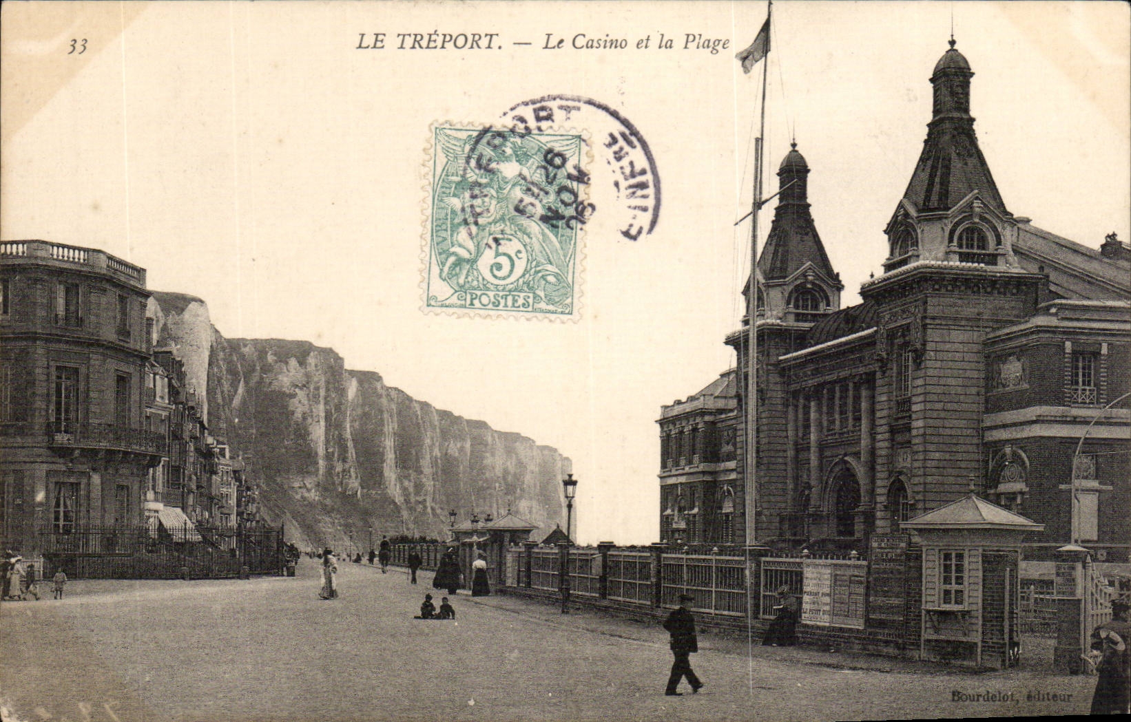 Treport - das Kasino und der Strand - CPA