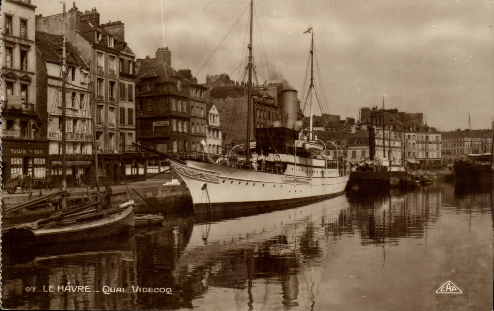 Le Havre - Videcoq Quay - CPA