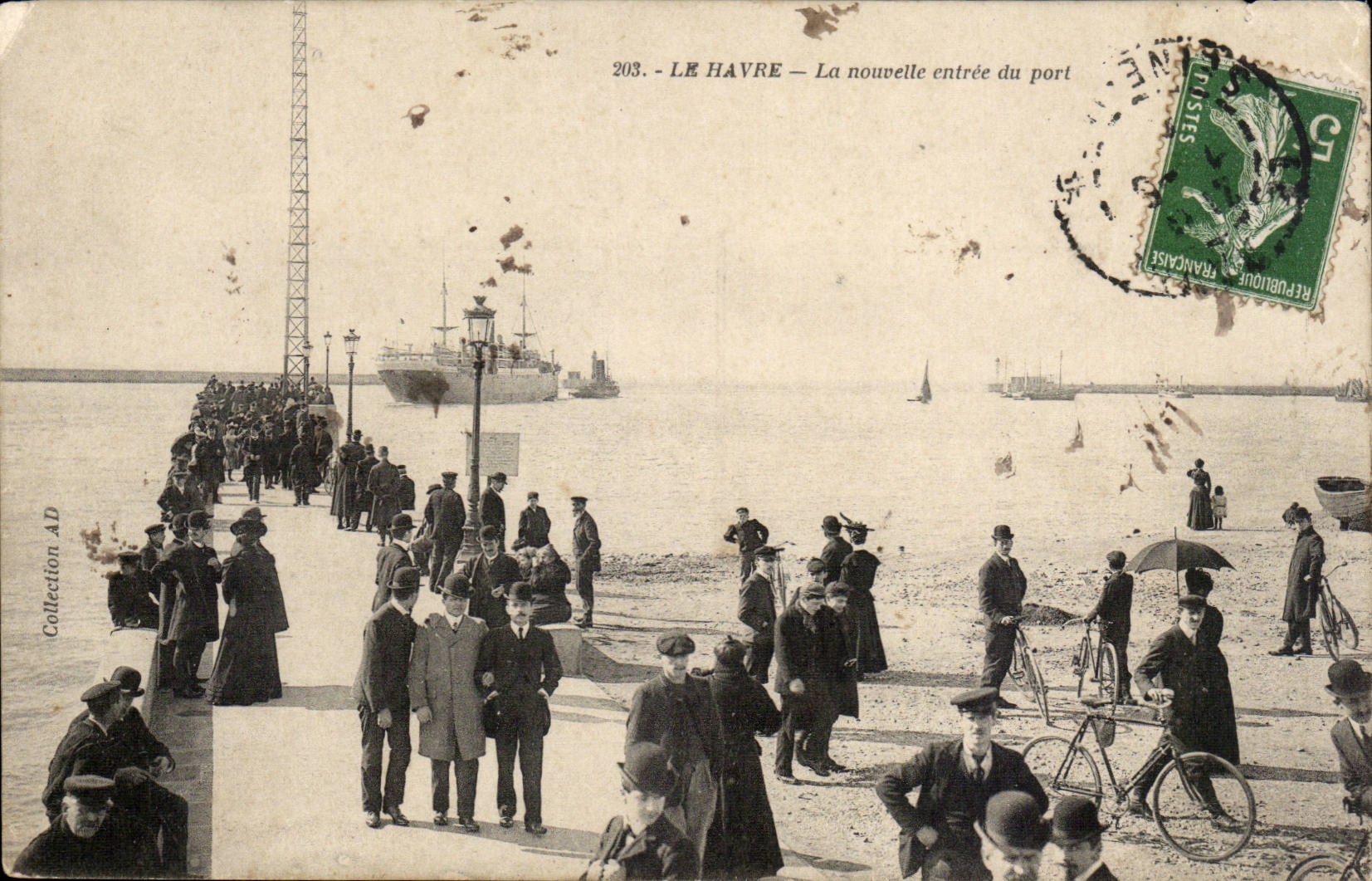 Le Havre - the News Entrance of the Port - bicycle - cycling - CPA
