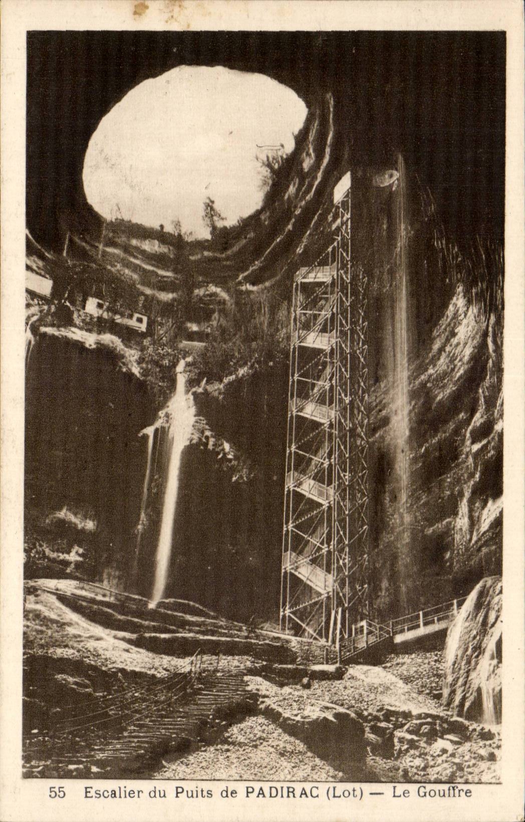 Padirac CPA the pit Staircase of the well