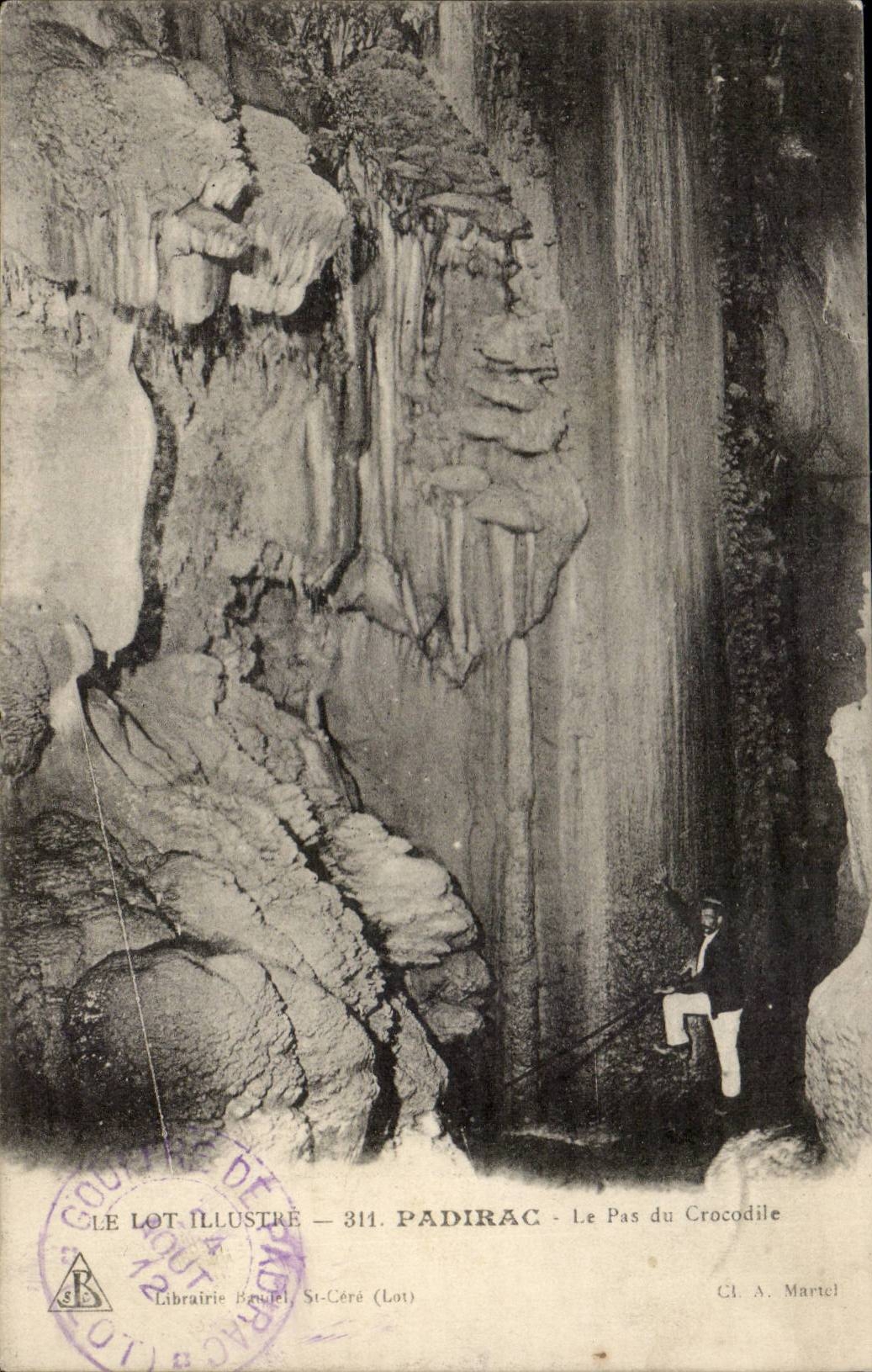 CPA Pit of Padirac the step of the crocodile