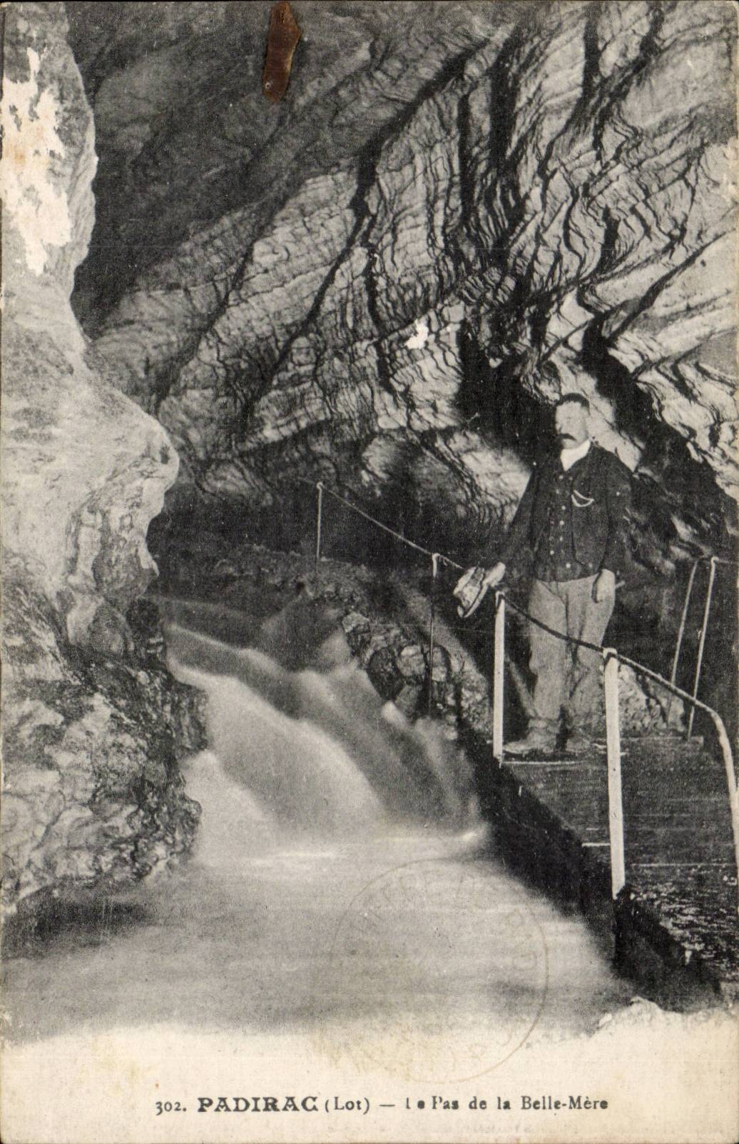 Padirac CPA the step of the beautiful mother