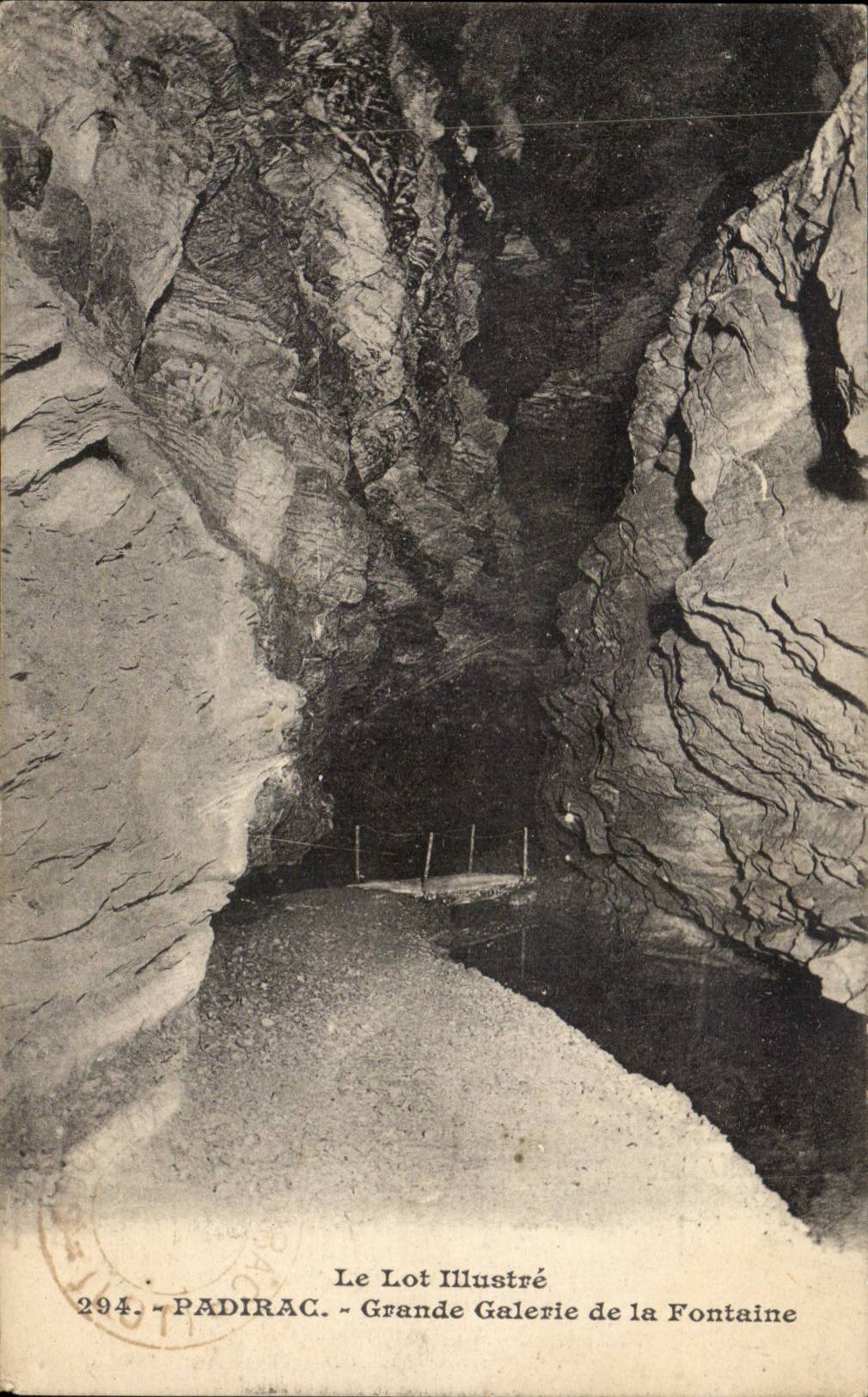 Padirac CPA Large gallery of the fountain